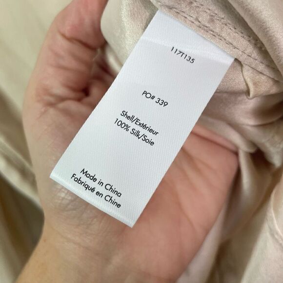 Elizabeth And James Women’s Cold Shoulder 100% Silk Top Size XS - Picture 5 of 10